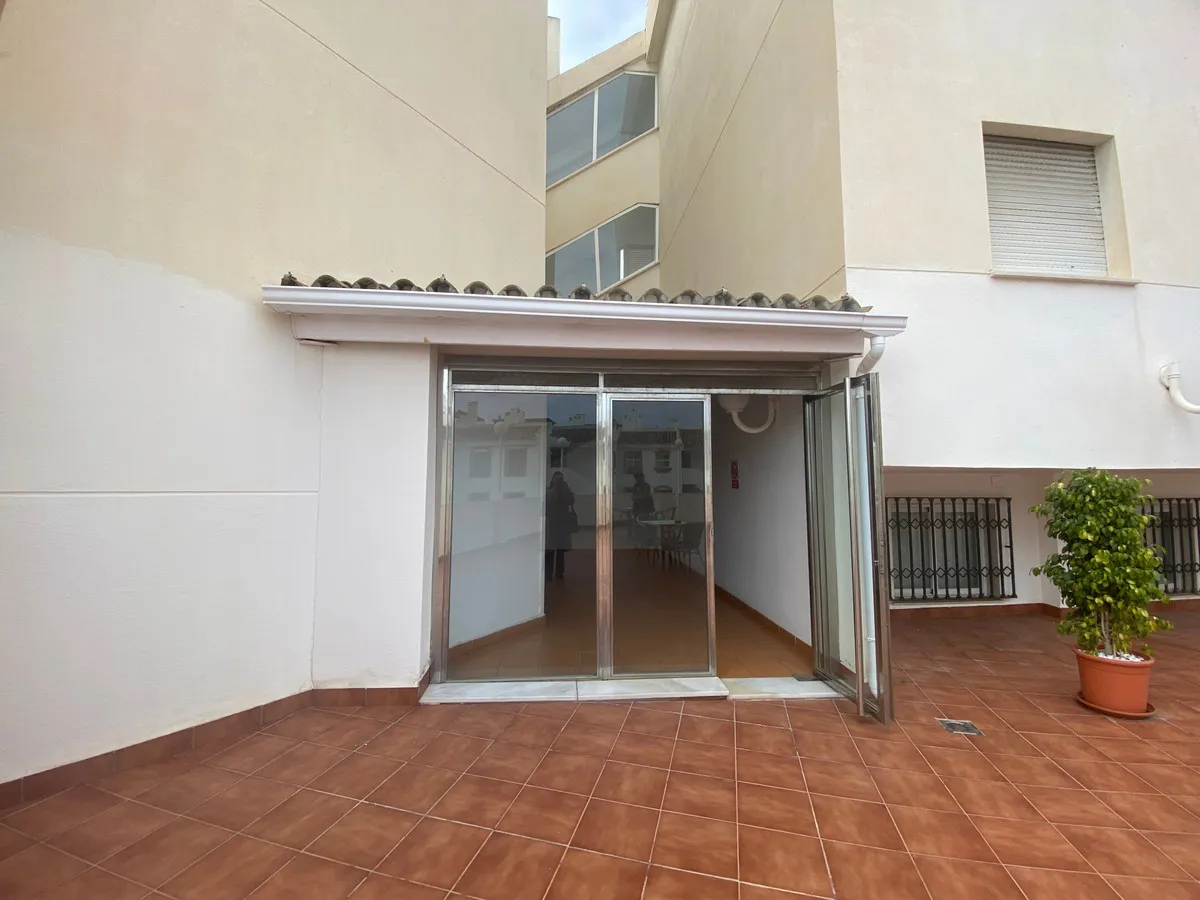 cbc5eb00-c52a-473c-a65a-b9606f3d1944