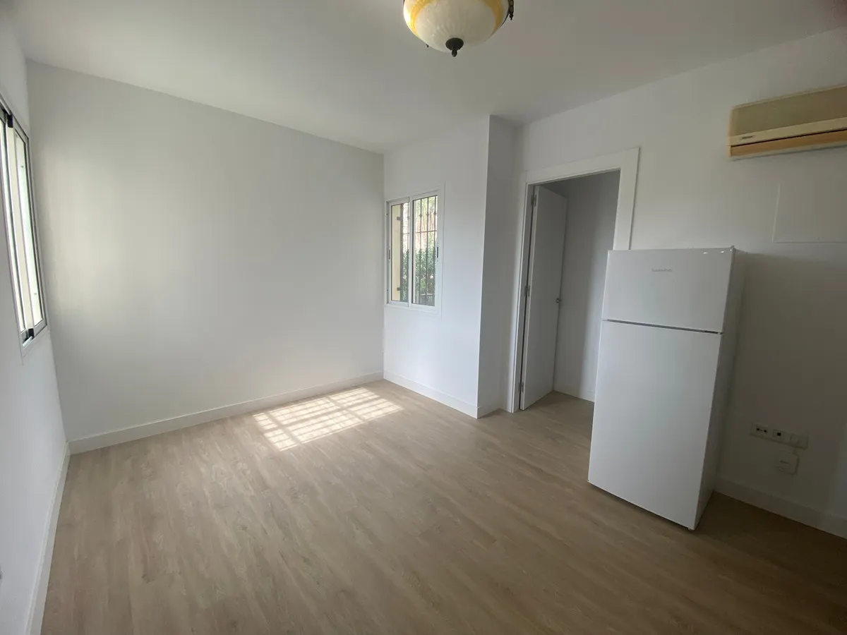 fdbc4296-4660-45a5-bfd8-95448a4c9d41