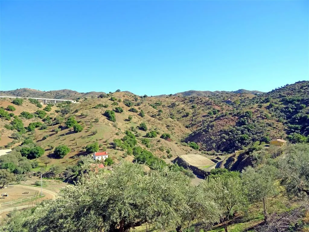 dd1b099f-c2f7-483f-a0d8-72d71066ce75