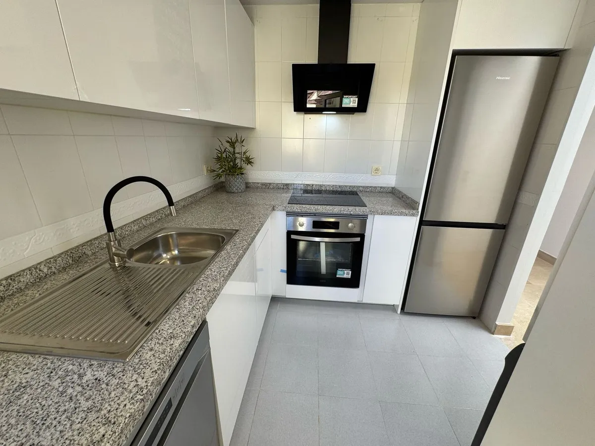 4ab9a0b9-afc5-4b51-aaff-4db1fb642e9d