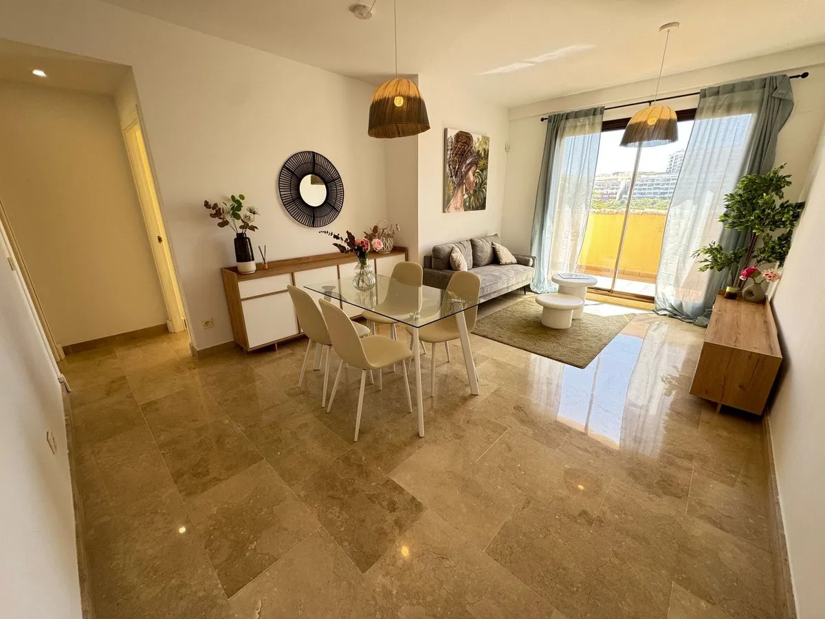 57b8e666-563e-4121-b9aa-3dc06ef17da3