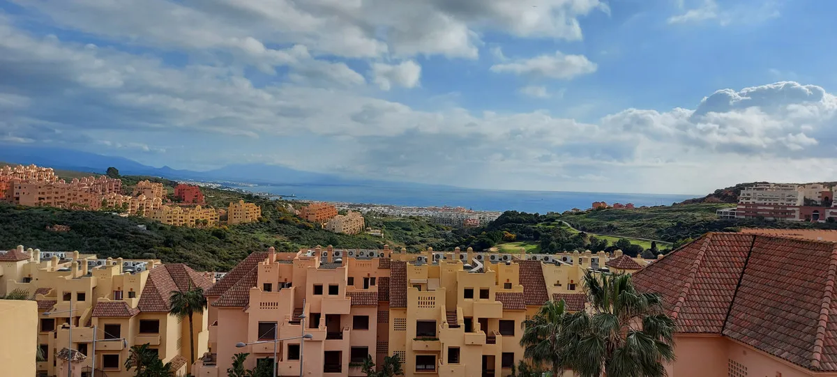 175d5601-3623-4fba-95c1-2aef5c8c8735