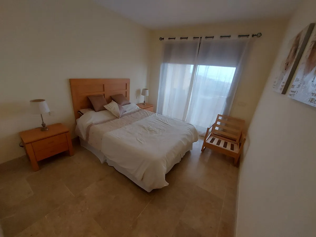 5ae40d4a-5ba5-4793-8123-f7ee75e02df7