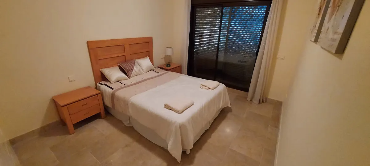 cc90e3ee-6832-467c-84bd-ddea515059b9