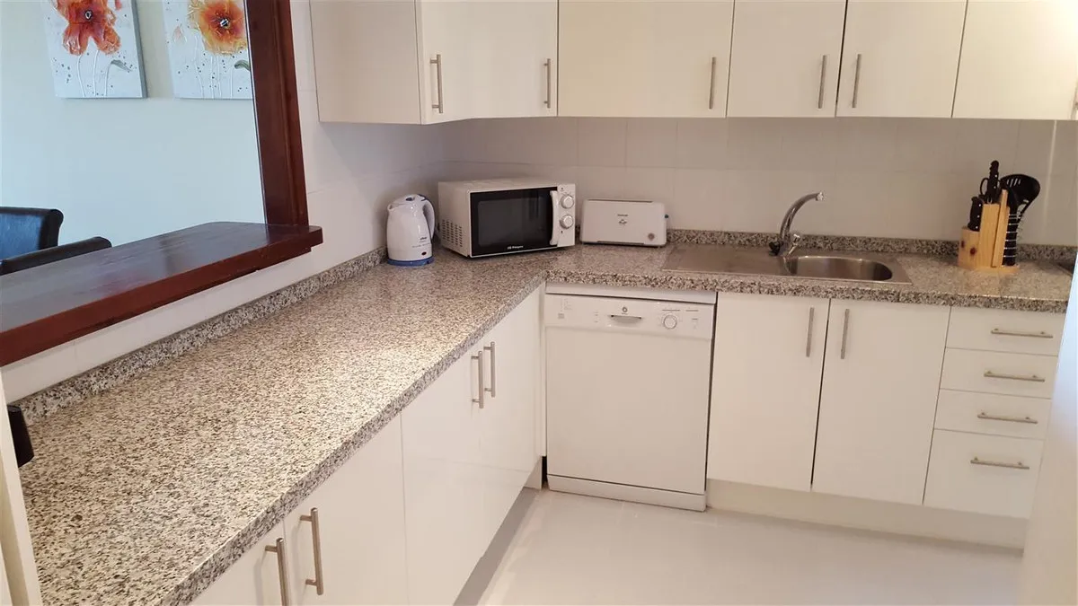 f98f55ac-f0ec-47bd-9e8d-90cc0ff683d3