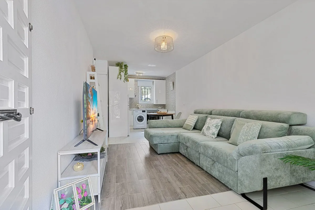 34277ee4-d120-44c9-8fc5-1aec235746b4