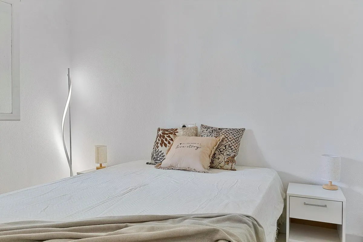 55d54253-190c-45cf-ba92-1c1be29a7286