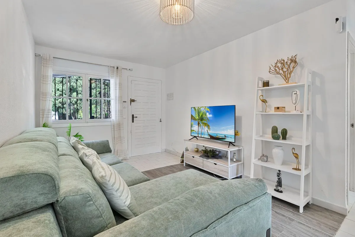 b00afd69-4af2-4b2b-957b-528e0b0558fe