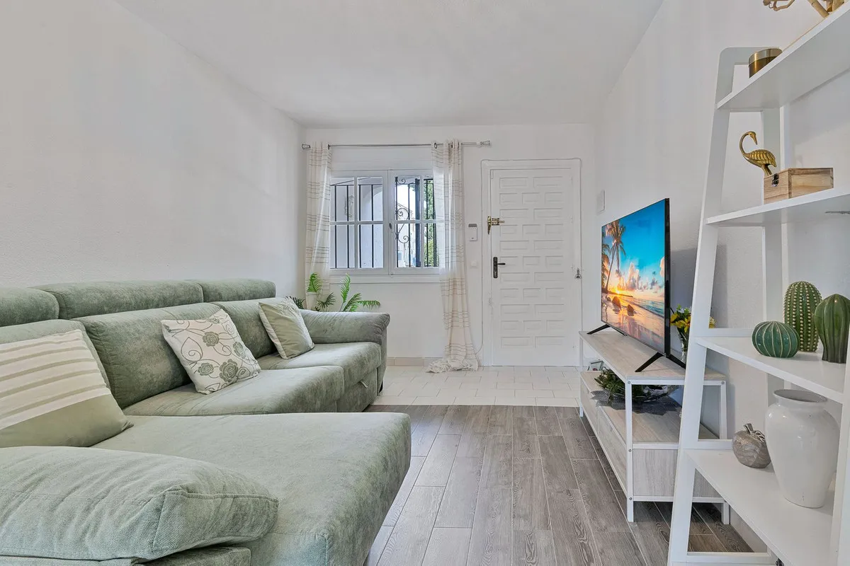 f5370ae7-3598-4495-9fe3-8d01c27afd2a