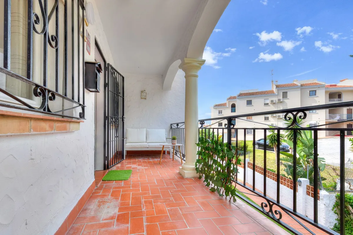 fd8b1933-2be6-4eb6-b28b-6b0e80efbec5