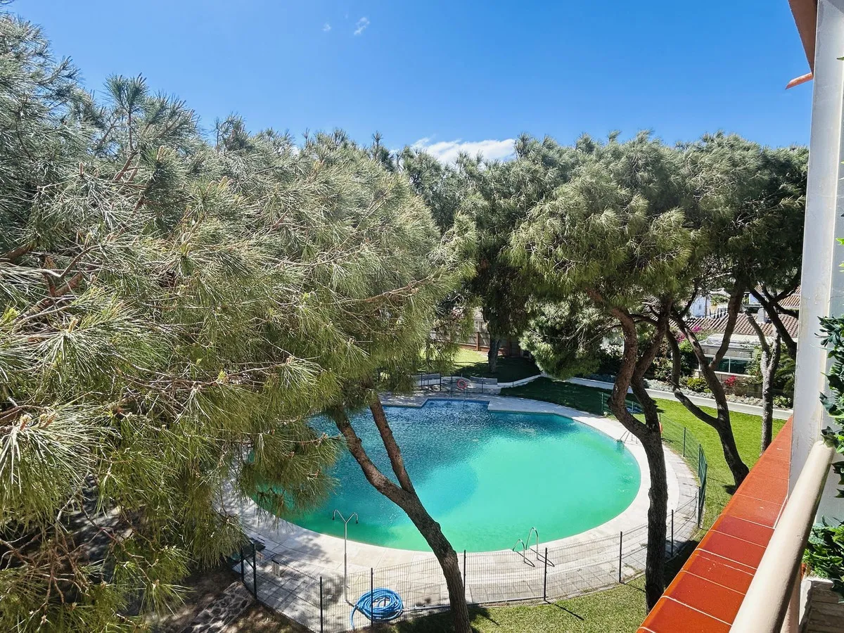 0ac0f6a4-dbf4-4e56-957a-acddc49b074d