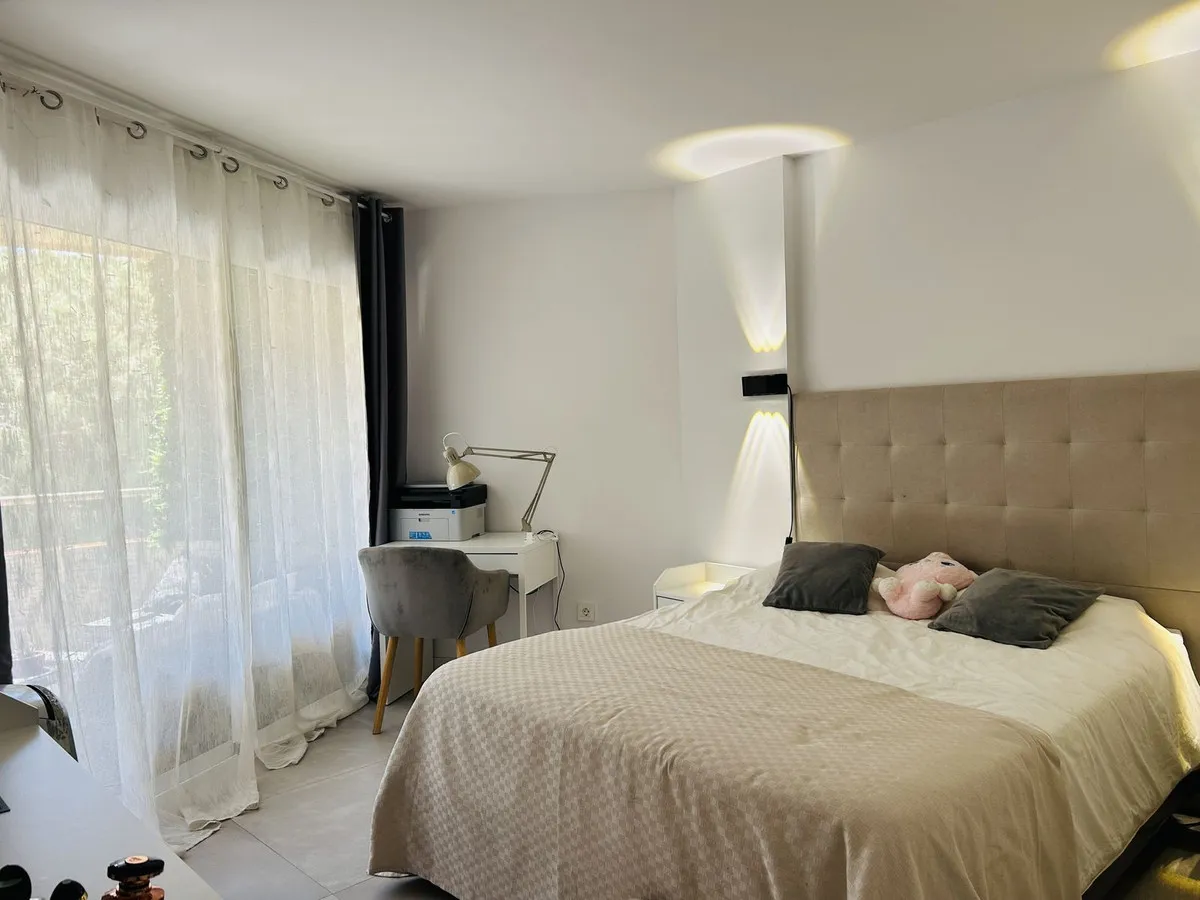 79a7482e-3eac-40d8-9e86-07fdbfb4fcc8