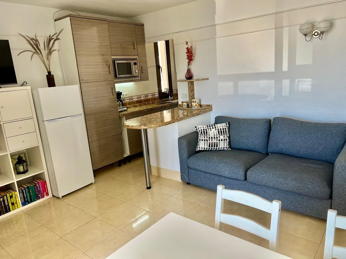 33b23e68-79cd-4c6d-a625-bd40a01bea3f