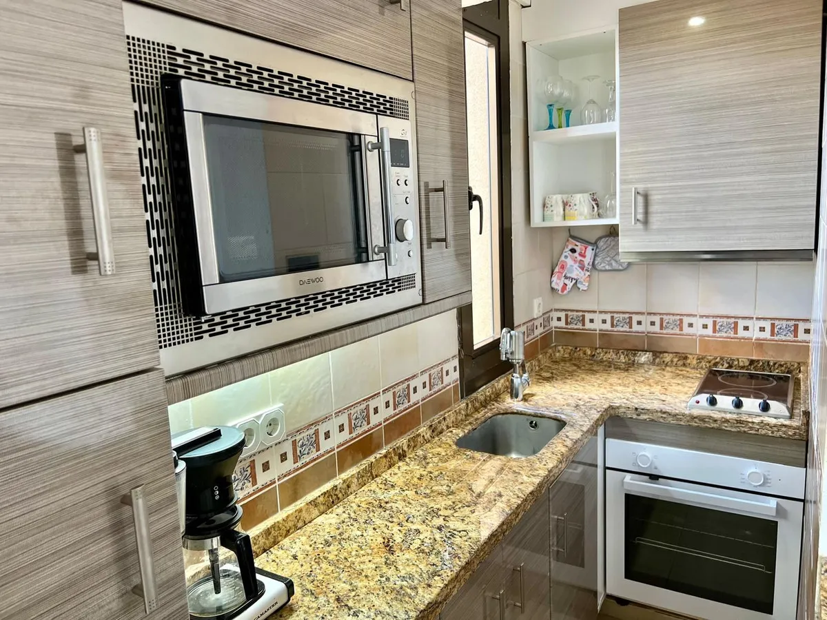 3b417a9e-6405-467c-8aa8-6c32fe83d923