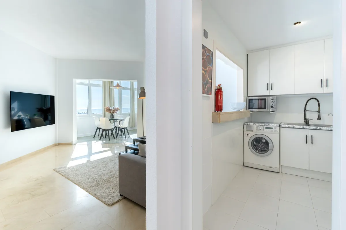 8b28130d-5404-4d85-95e7-8fa3f1c49340