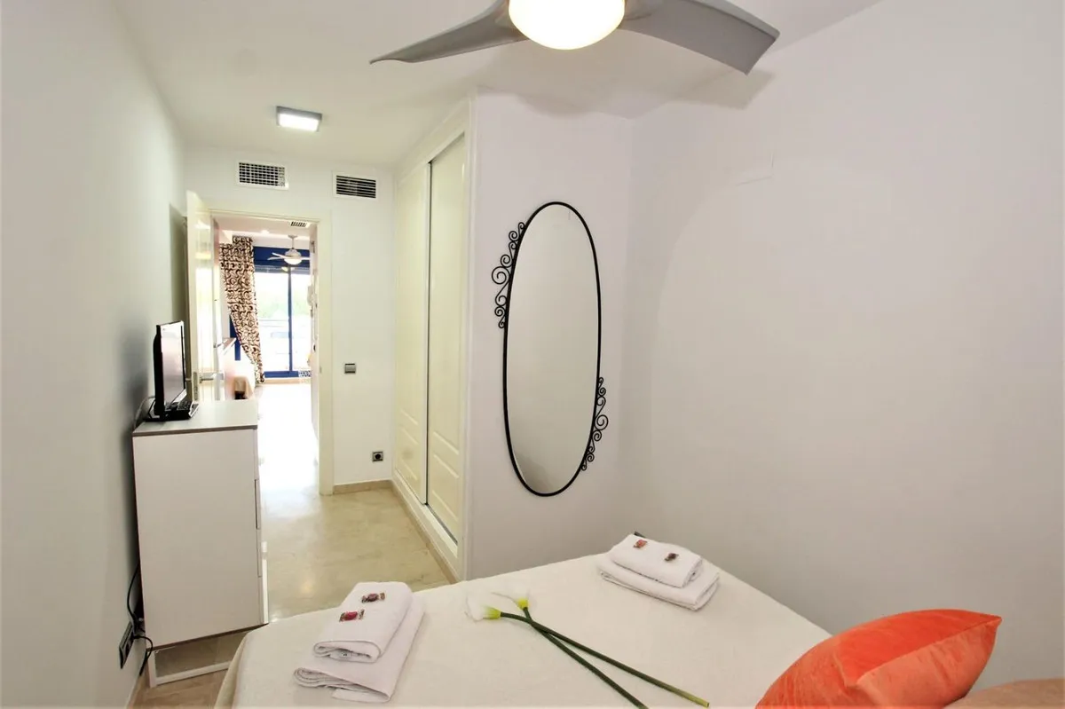 5bfe32df-8efb-436b-9366-d07f5a43b12d