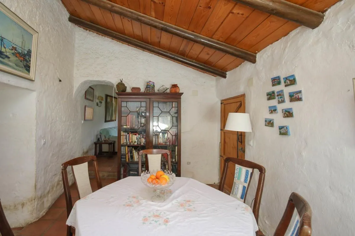 99357364-1f2c-4373-a029-cb66bf957229