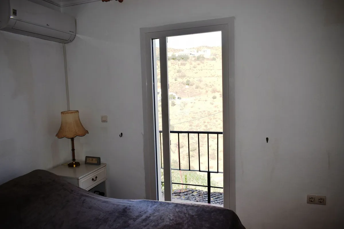 776e3f45-8e5b-4952-b819-261b139a2d4f