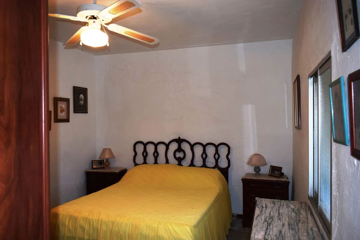 9cedb6b9-5dac-4410-bd00-7fc032609a94