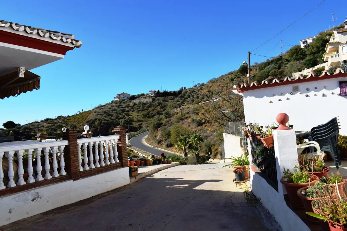 dcc94971-bf93-4e90-88e8-79bc29146ec9