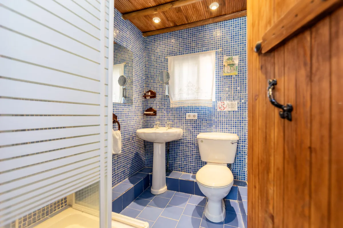 b12315a9-9779-4cf9-9384-b2651836cf1b