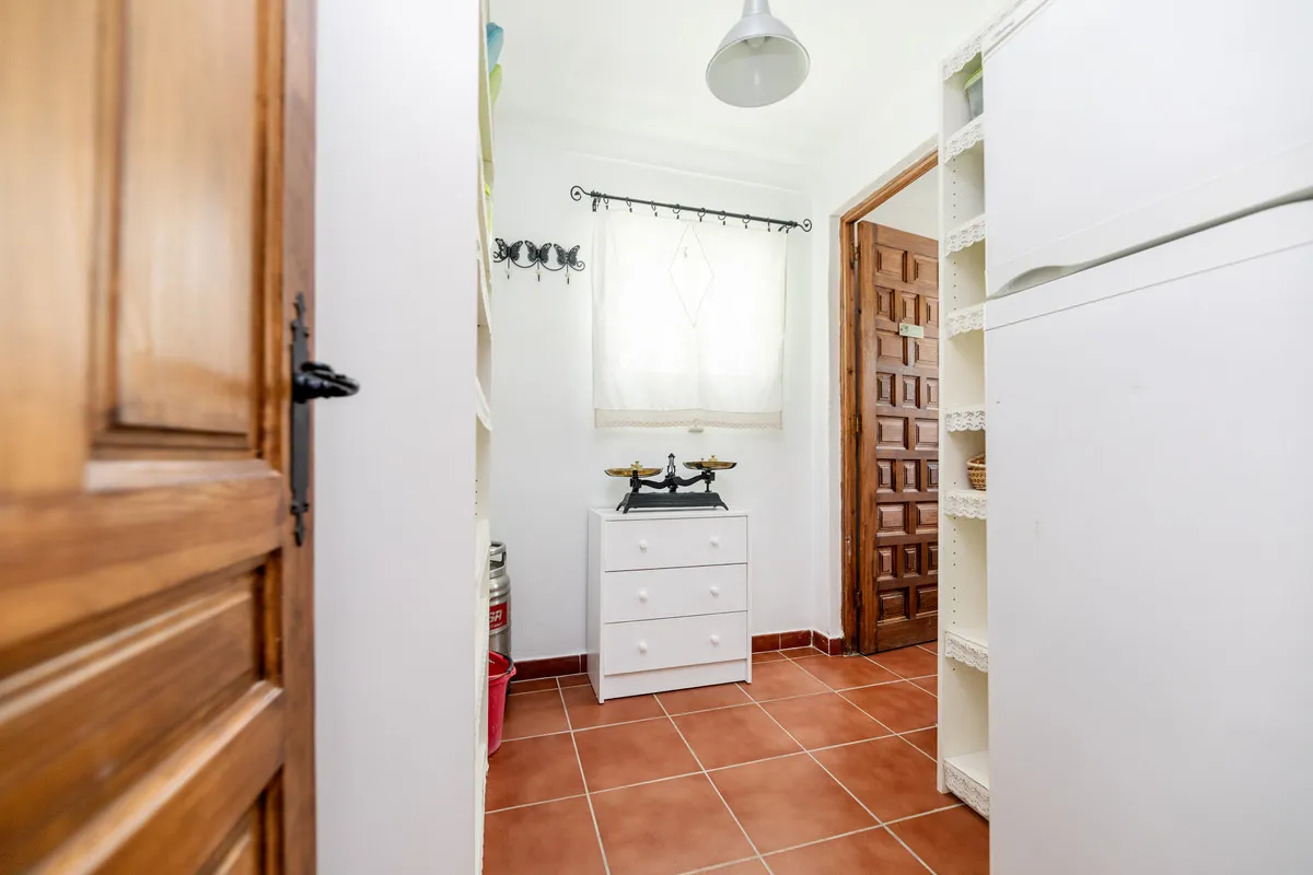 e4d0f1be-d0b7-4fa9-b790-e44ba14c9a76