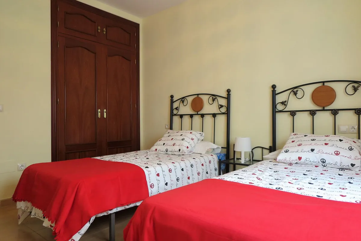 167ce4e9-b9de-47bb-8abe-67714c0da59e