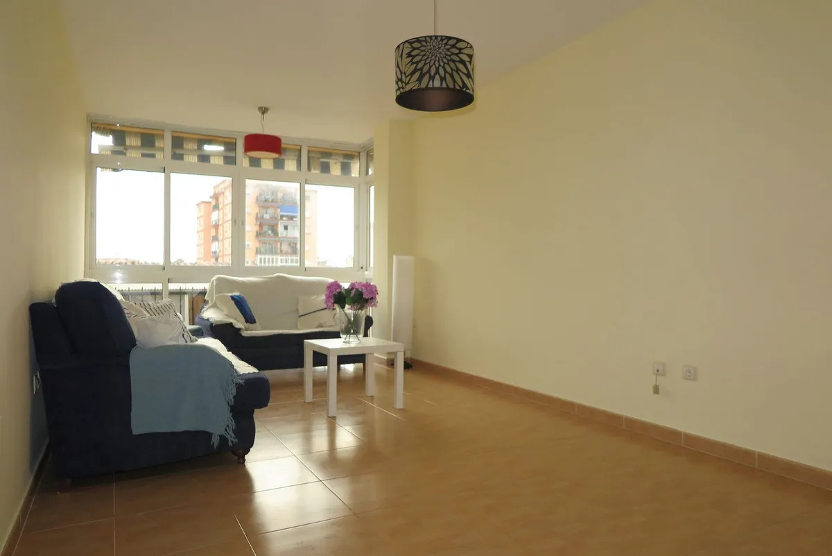 596f22fc-63e7-4b95-b313-e1cc91de8736