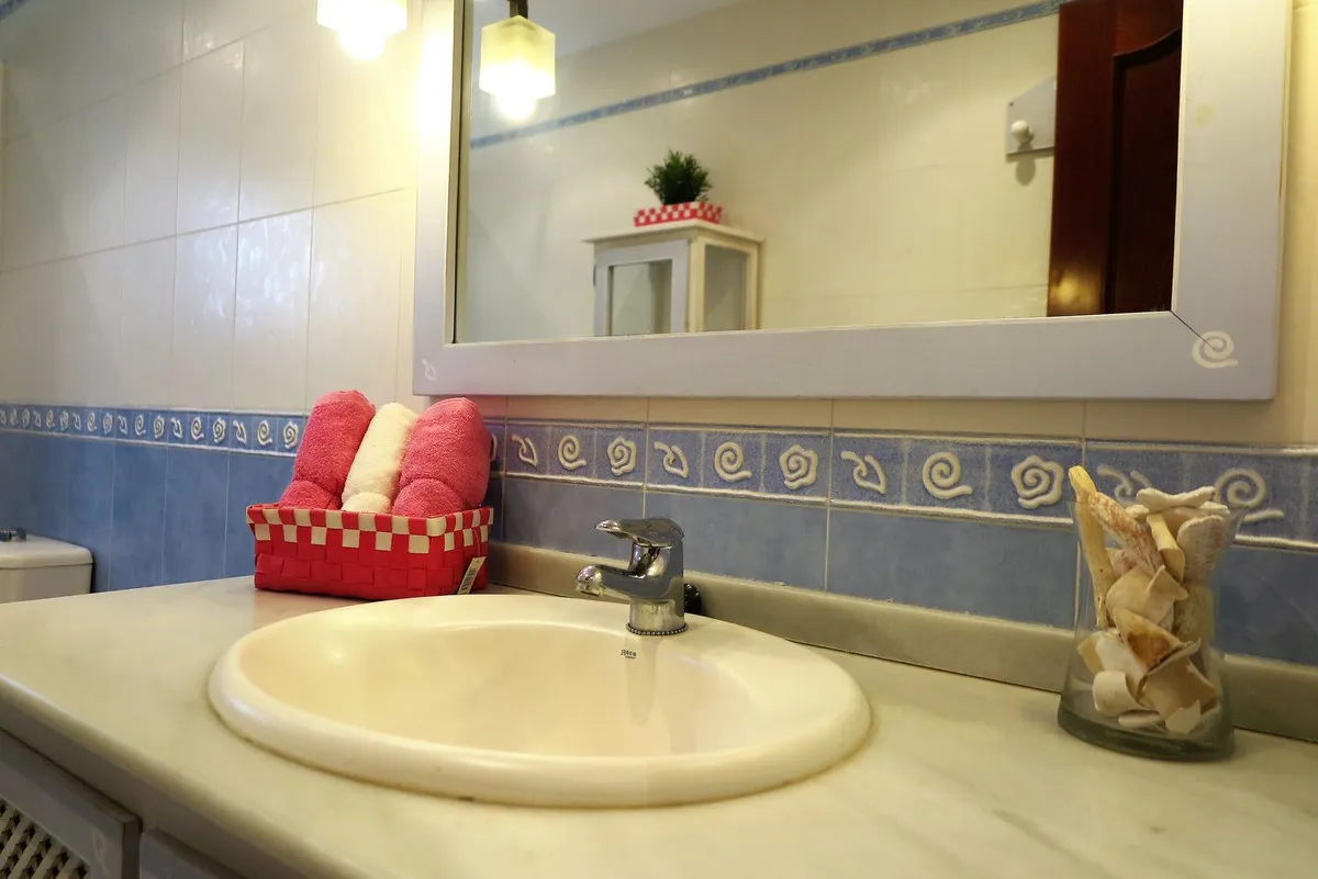 ab0a4962-b2fe-42bd-8332-a94b5f055d28