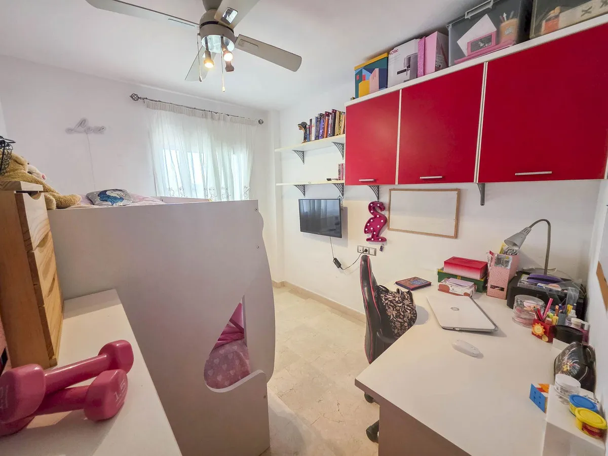 6f6b4428-cd5f-4b13-9c3b-93962814f6d9