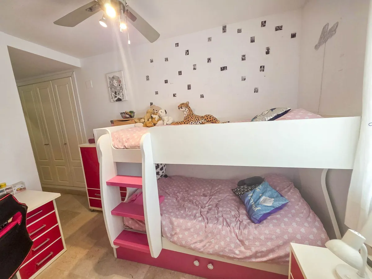 74b42373-b58e-462c-891f-f7a441baa290