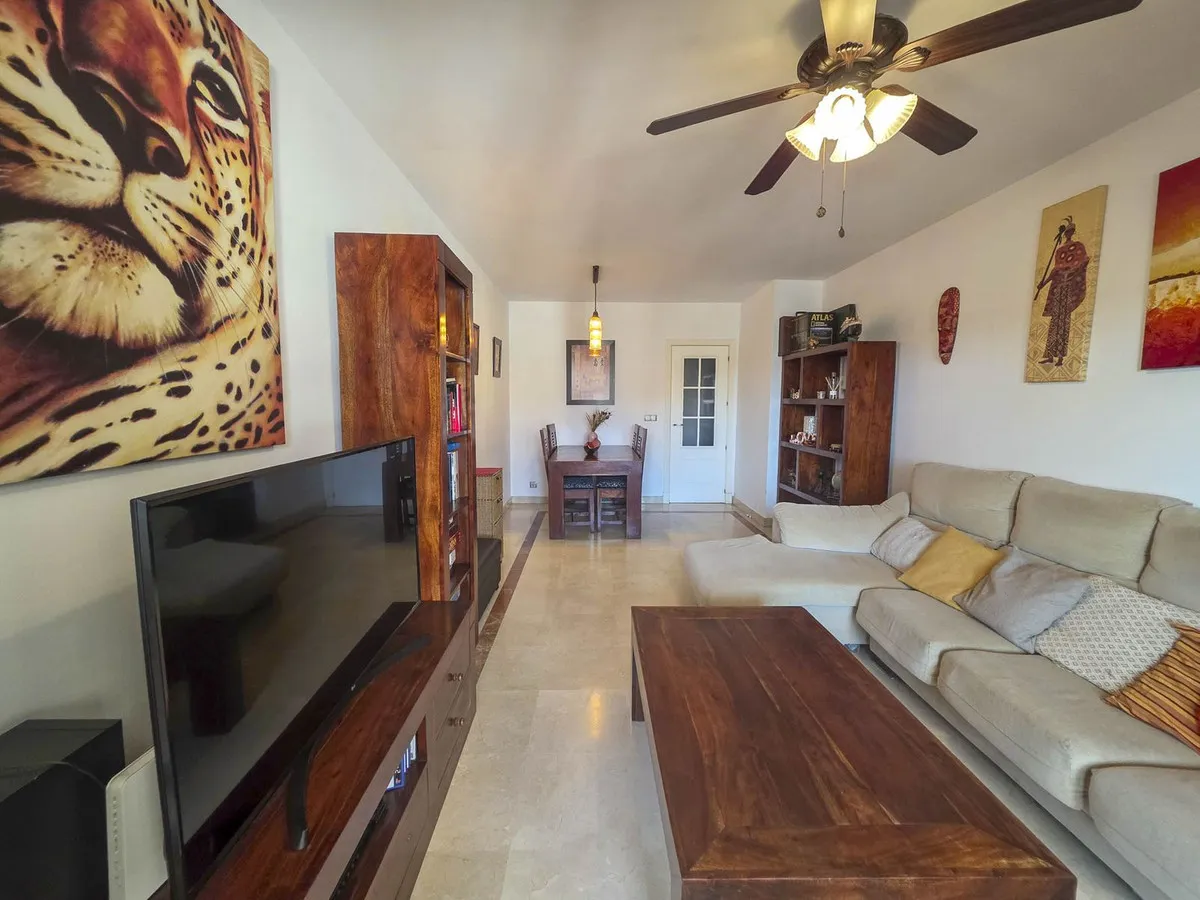 c4a5974e-3aa4-4e69-b2fb-424c4832407f