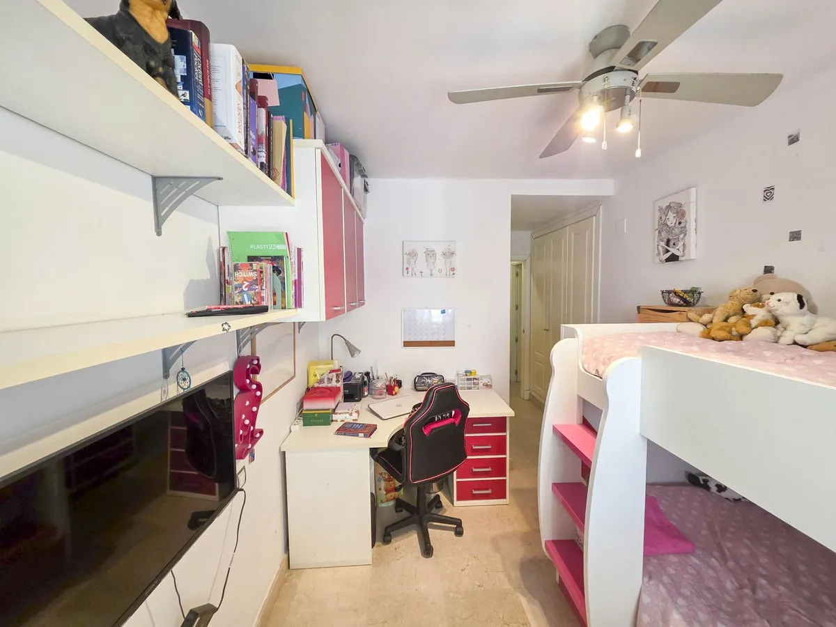 e290b25b-f1d2-428a-9491-7c51207369d0