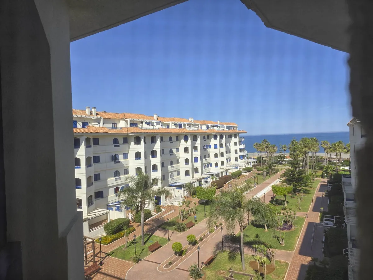 e70efc5d-0784-4315-a710-53dfde28c73d