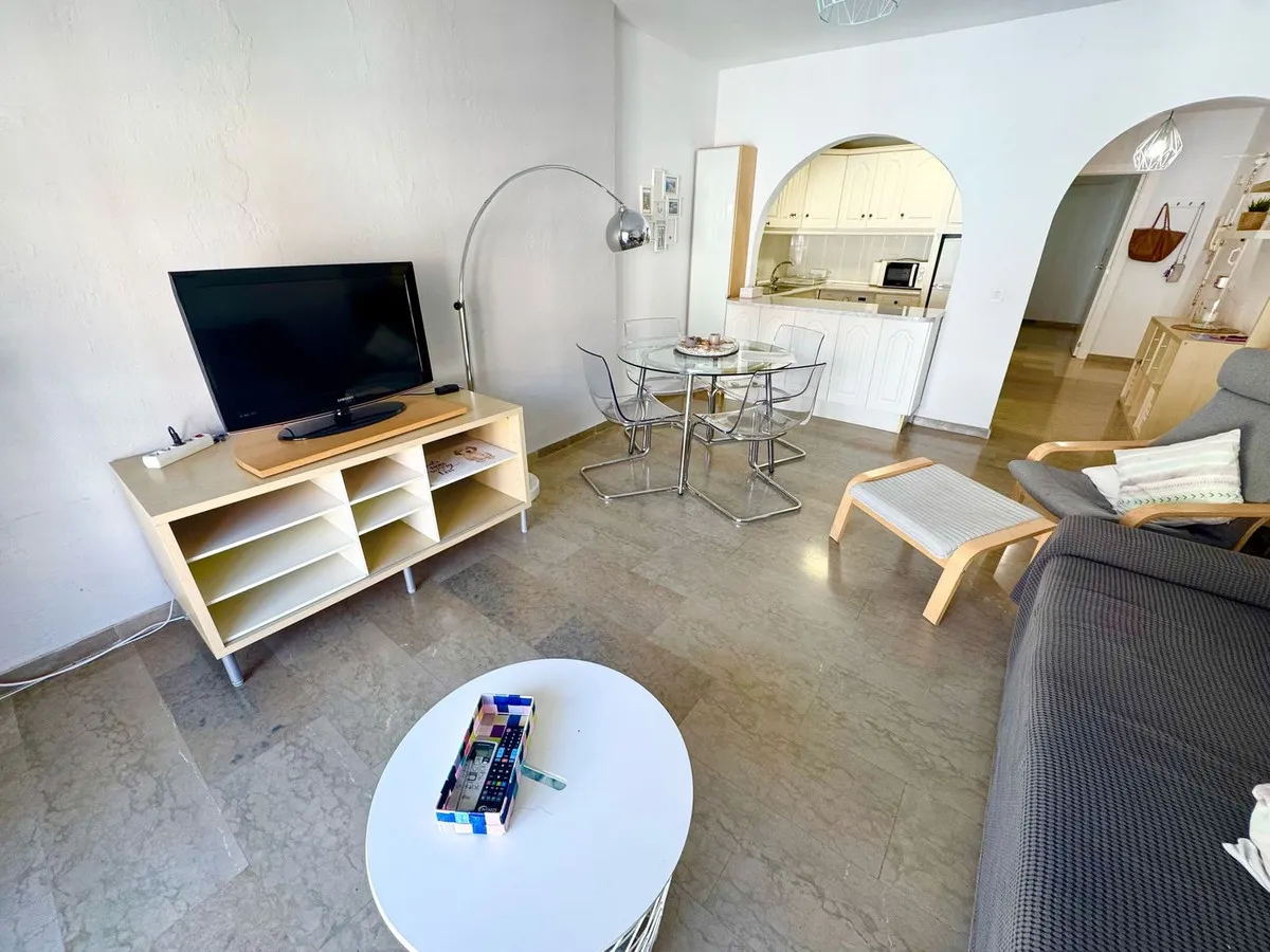 757e8641-66d8-40f2-bd7e-adf172187b06