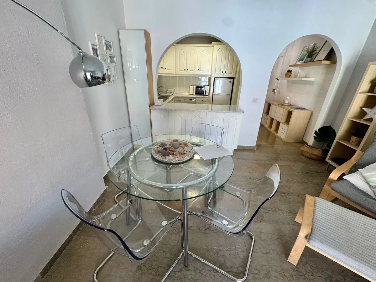 a7b4fc85-6a85-4e19-9969-677abf73fa6f