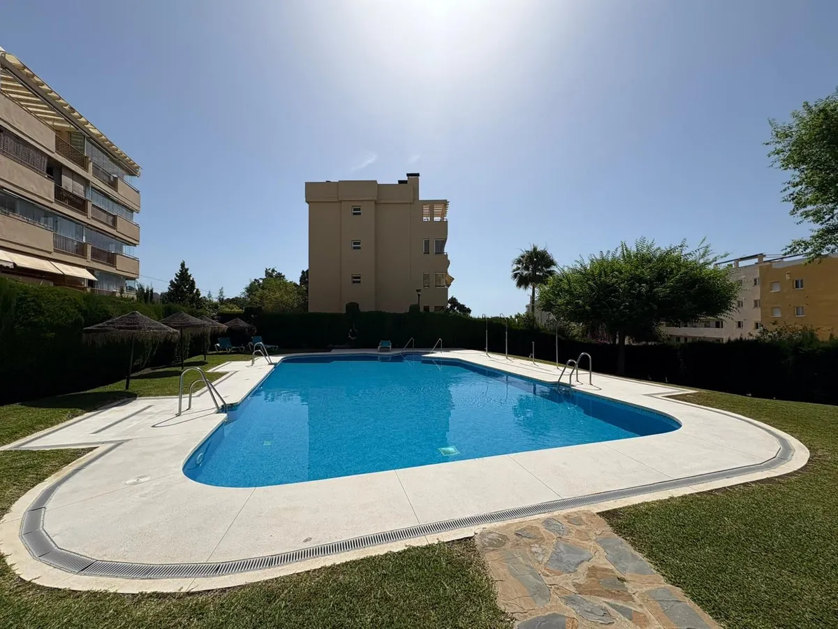 50bd3fbc-5e83-48e1-983d-97cb2f148191