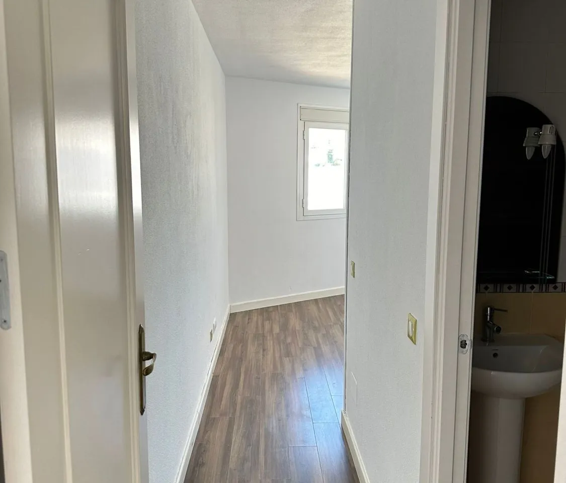 c9a04d0b-e014-42f4-bdf6-c97c3b980c19