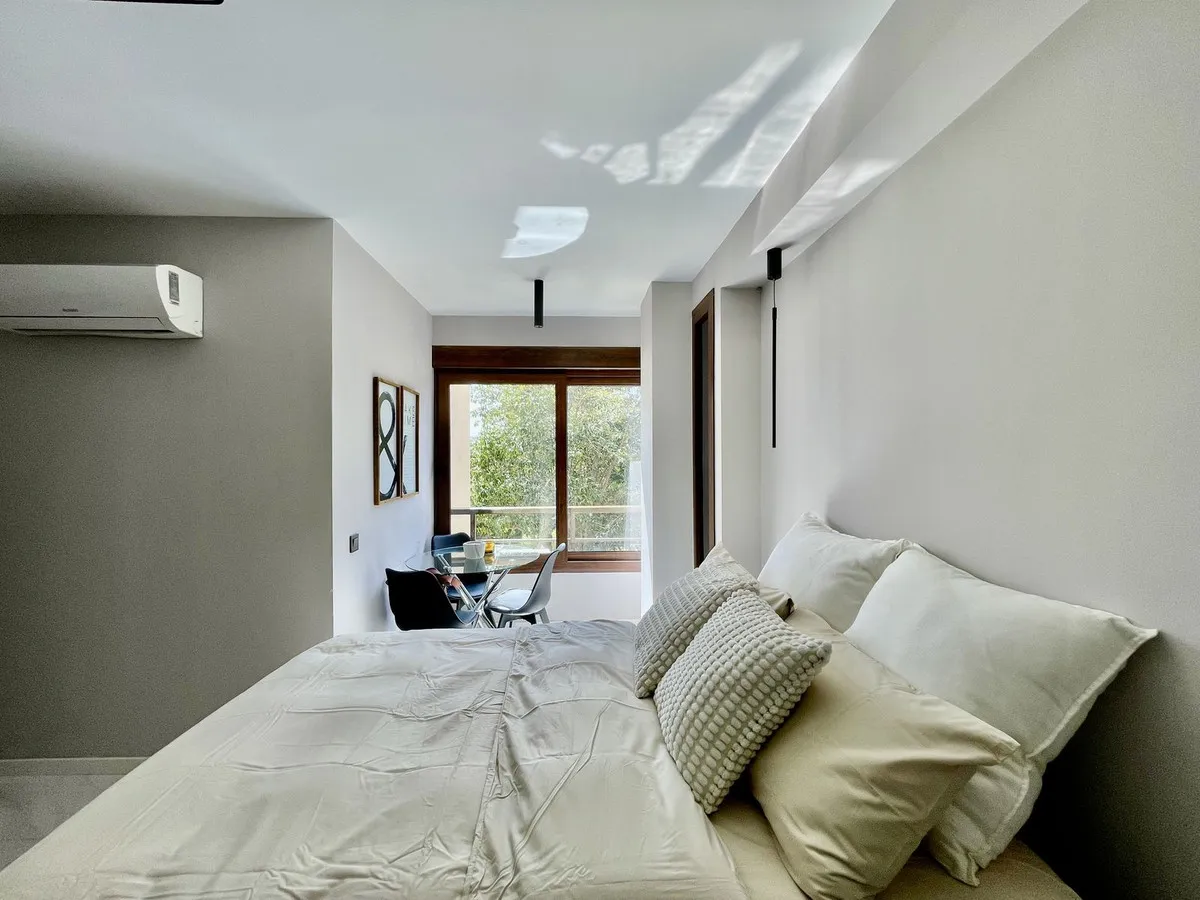 2712ffed-5f61-4190-8e3b-ddf53314293f