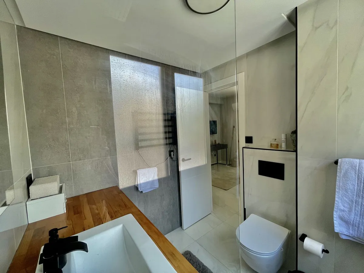 dbc4ca9c-e2e7-48fe-8eae-e028a6ef3057