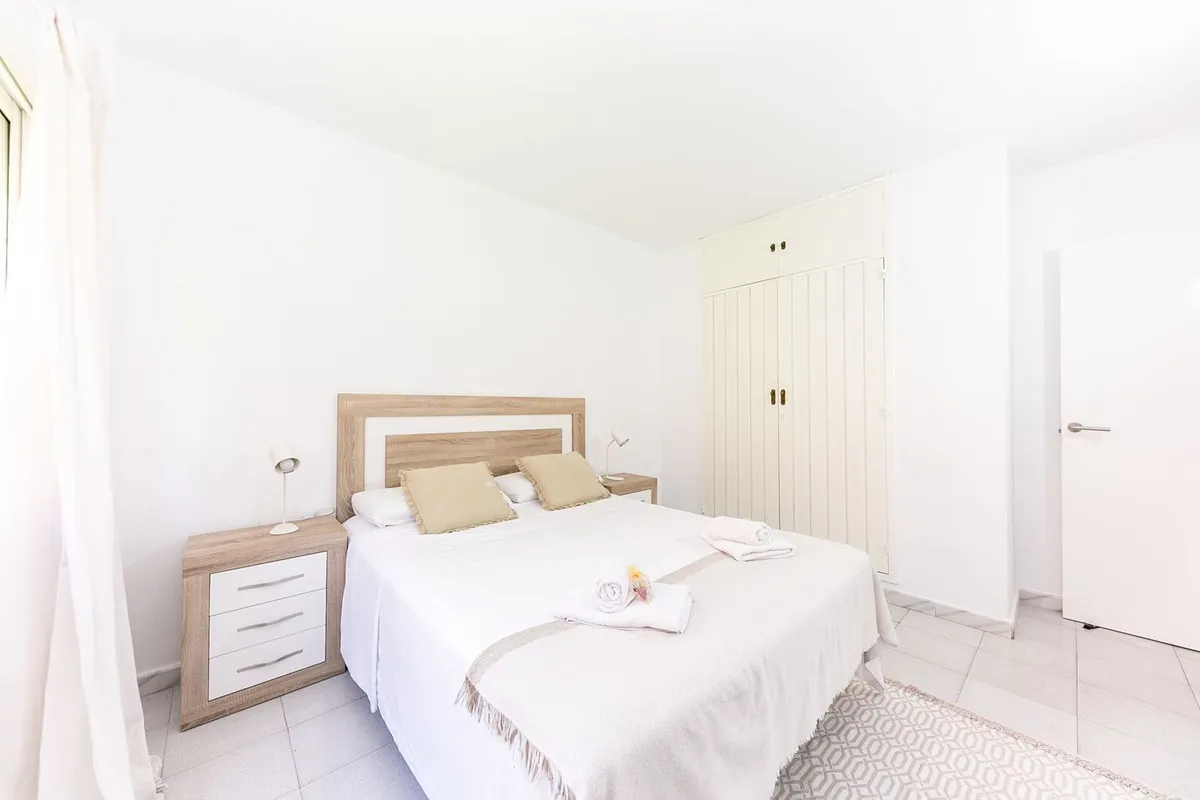 074aa578-b916-44cd-8de4-69681fd98314