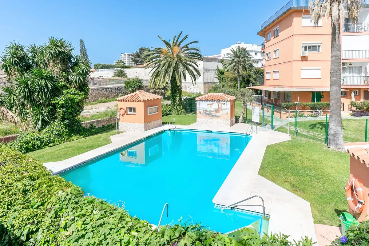 2bfc420c-a6ae-4dba-a3dc-64f70267314c