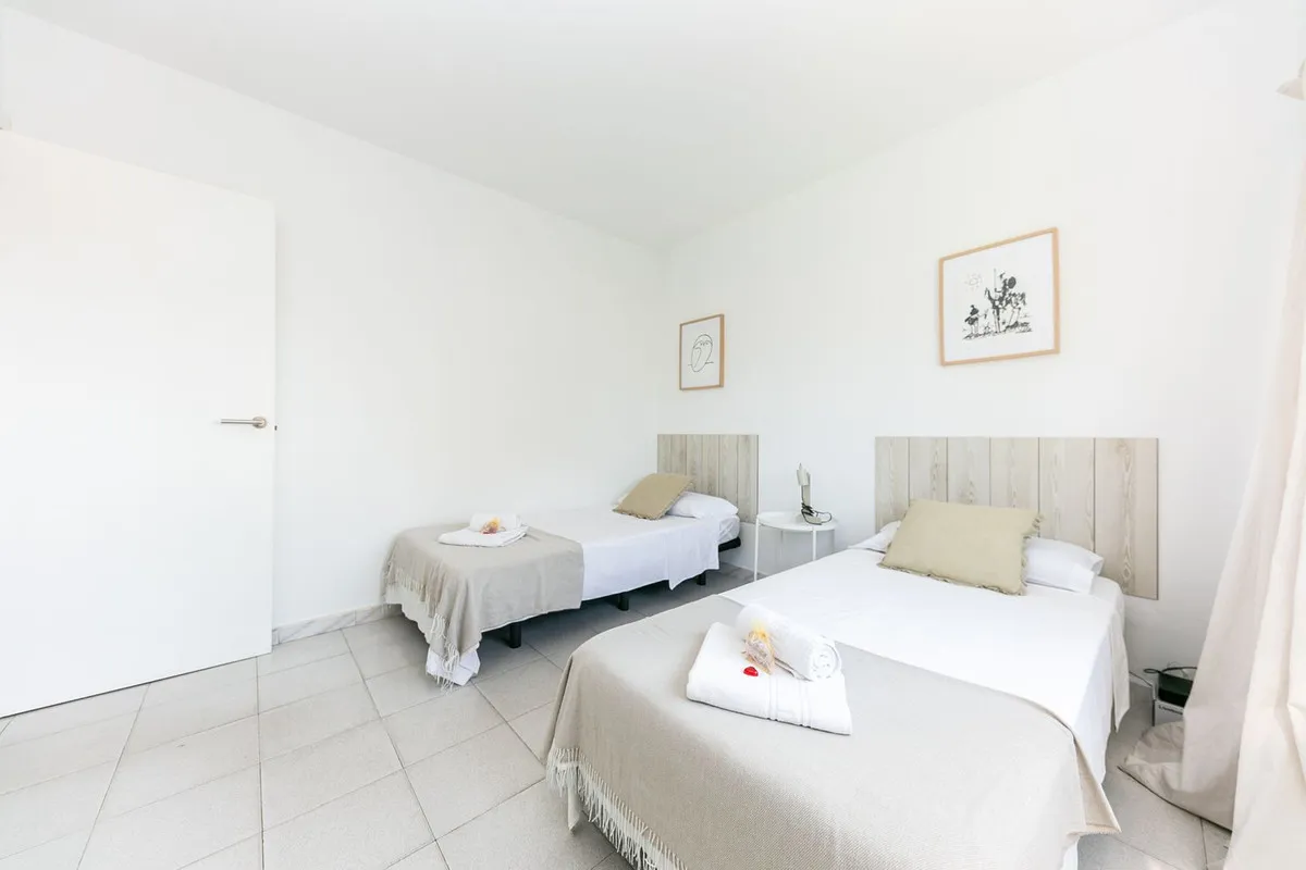 c85de6fb-f9b7-4d1b-a7b8-1294773c96b0