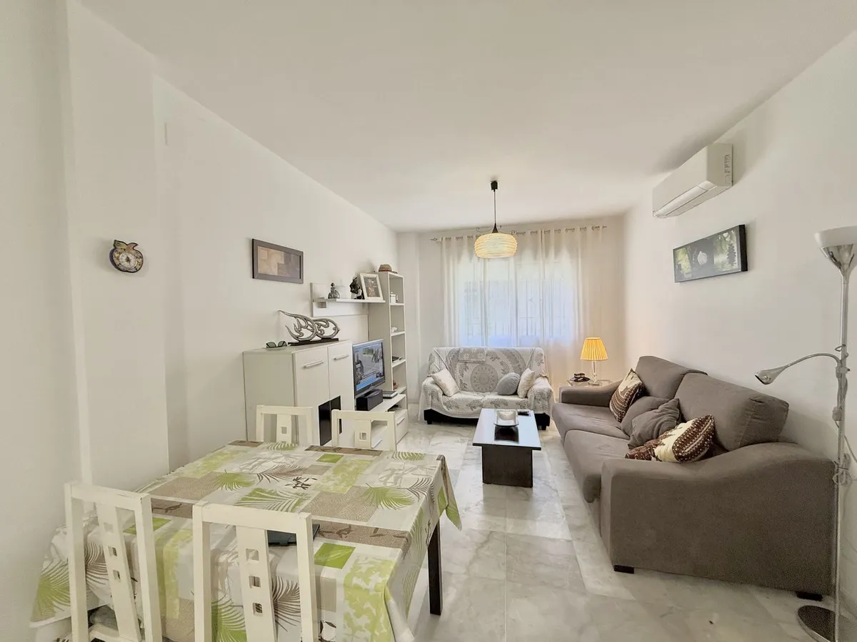 37f6ca96-1285-444d-8d7c-4366e9a74cad