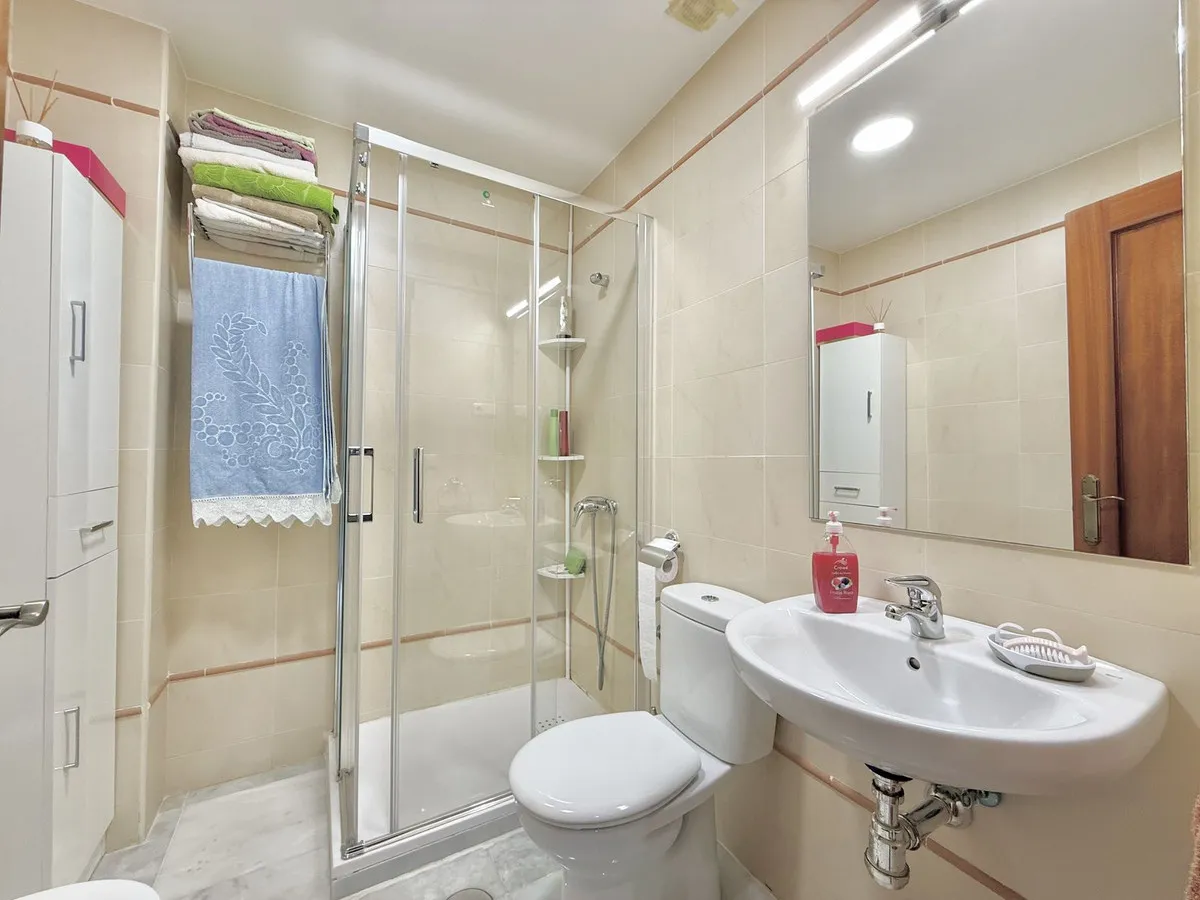 59b0d52d-d0df-4f02-bf30-46dbe6fefef4