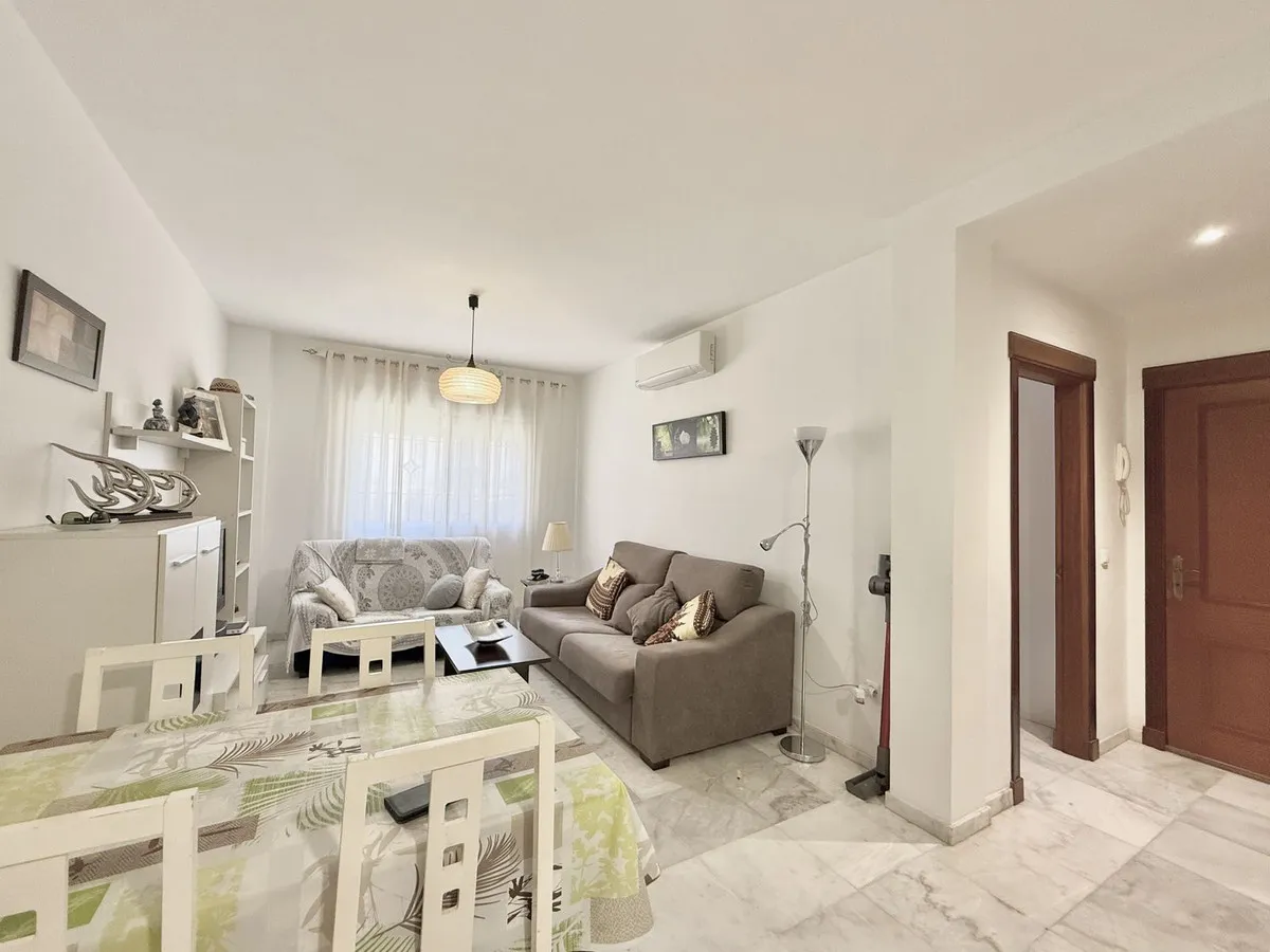 eecd7f13-8247-45a6-bc18-da96e3e4b036