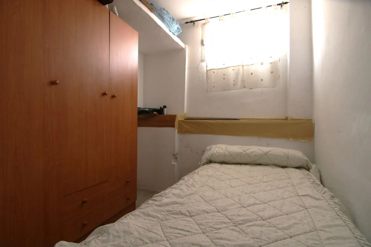 22837097-c1b6-42d7-81f9-e261e8ac84e8