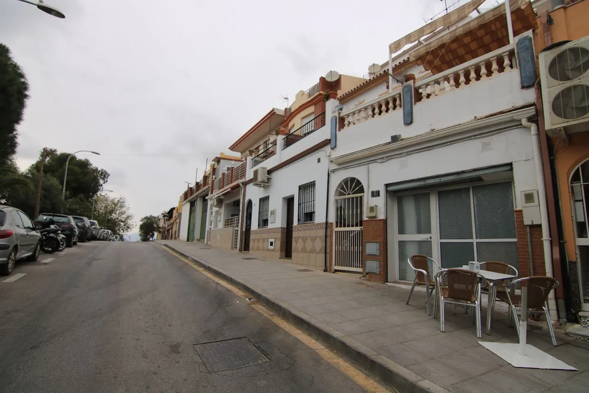 5b580a26-d7e3-422d-80e5-b85d4d09e42b