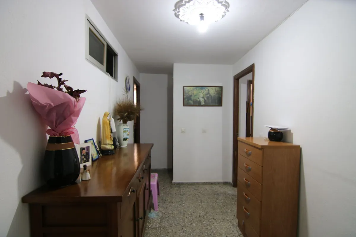 9dca0663-0703-436d-b5f6-d84ec9c2d6f8