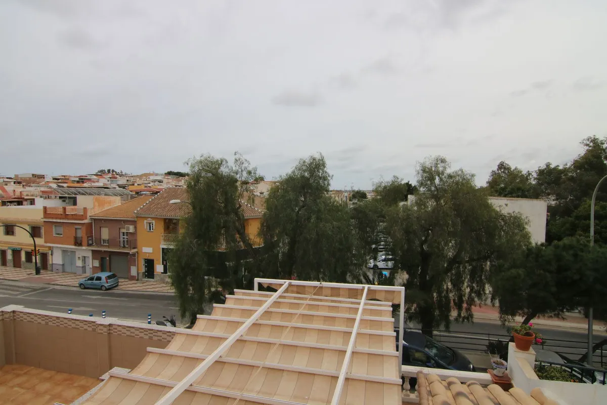 a363fc34-c1a6-4fda-8afa-9d1fbb5a5b96